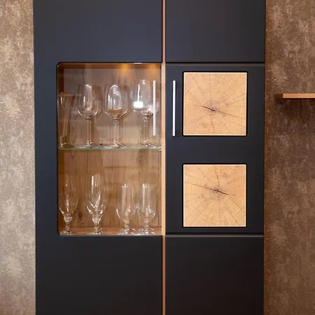 Silvia, Zentrum Daire